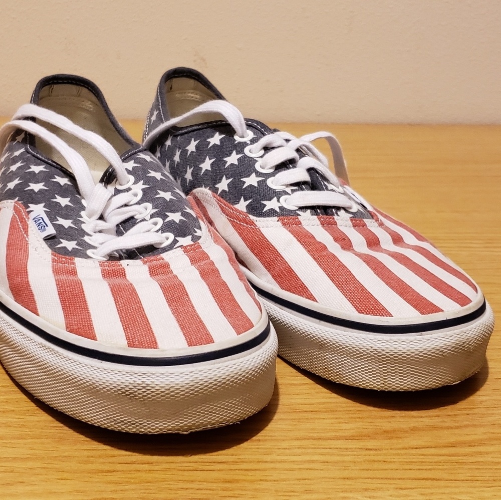 Van's Authentic Shoes American Flag size 11